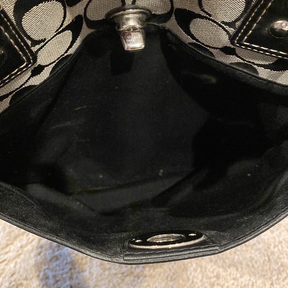 Black Coach Purse - Picture 9 of 12